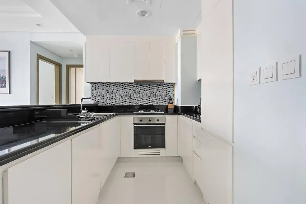 Stonetree - Paramount 3Br - Panoramic View Dubai Apartment