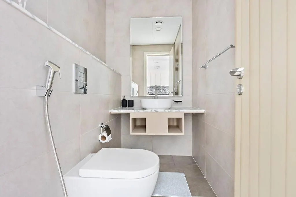 Stonetree - Paramount 3Br - Panoramic View Dubai